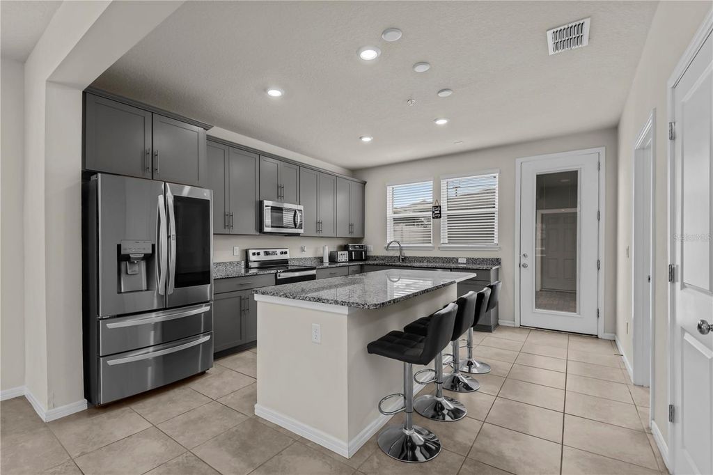 Image 12 of property listing at 14557 ORCHID ISLAND DRIVE, Orlando, FL 32827