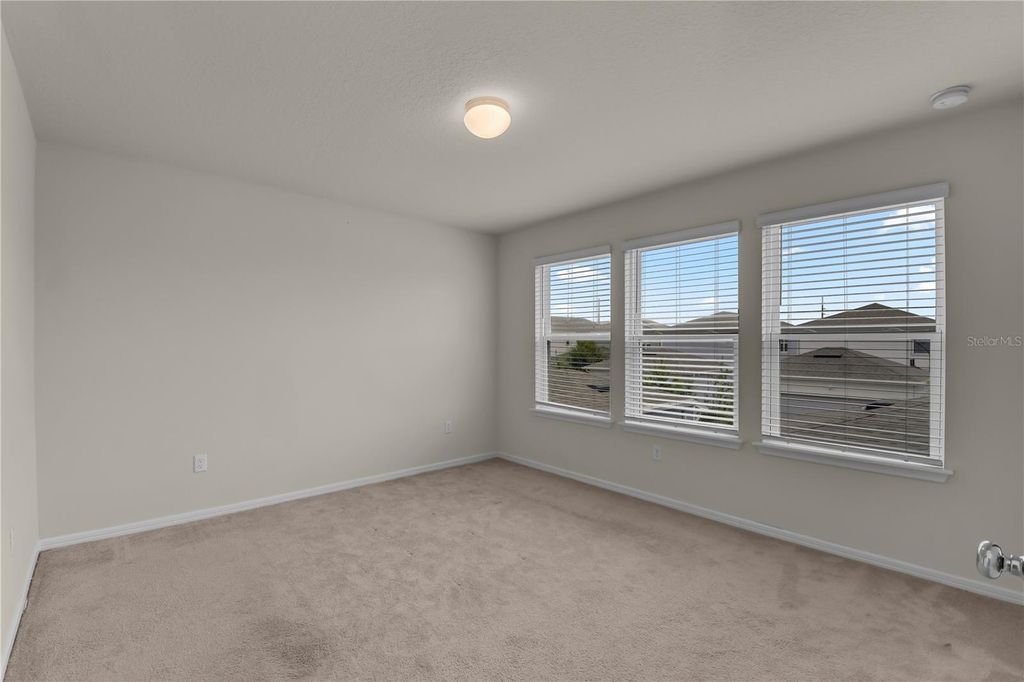 Image 19 of property listing at 14557 ORCHID ISLAND DRIVE, Orlando, FL 32827