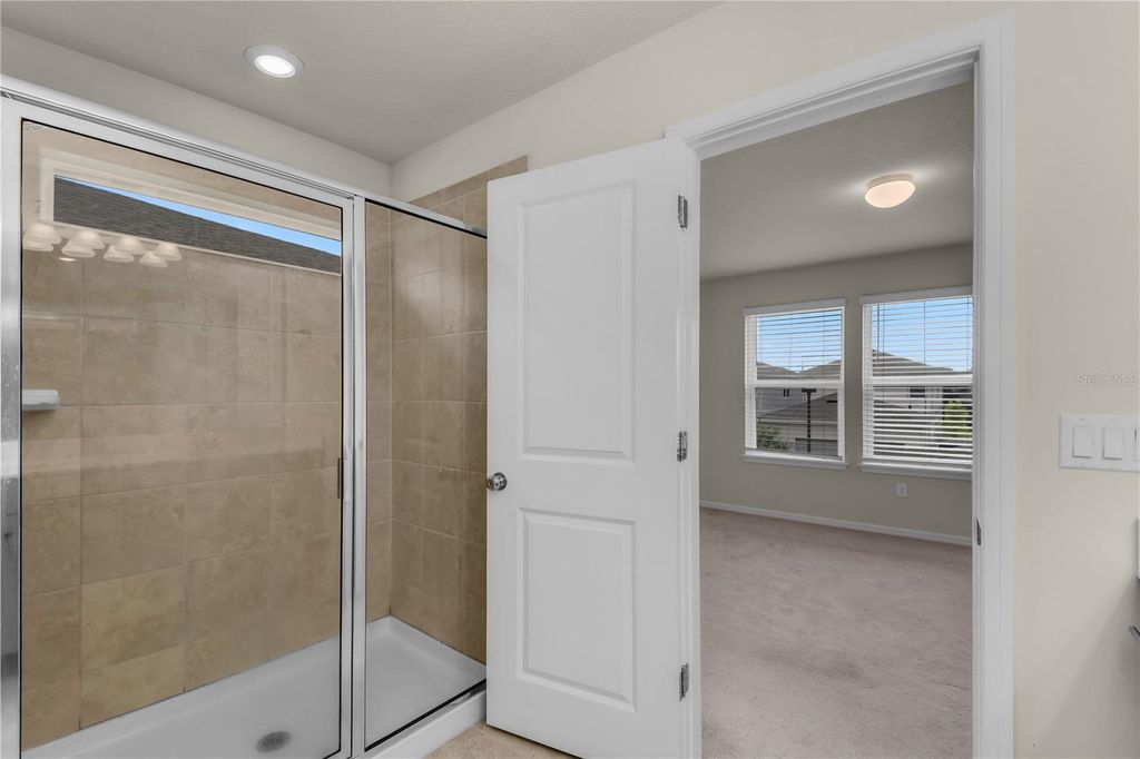 Image 21 of property listing at 14557 ORCHID ISLAND DRIVE, Orlando, FL 32827