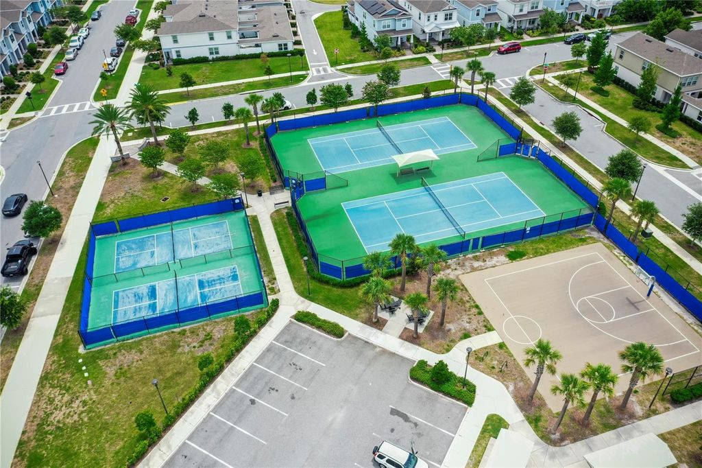 Image 35 of property listing at 14557 ORCHID ISLAND DRIVE, Orlando, FL 32827