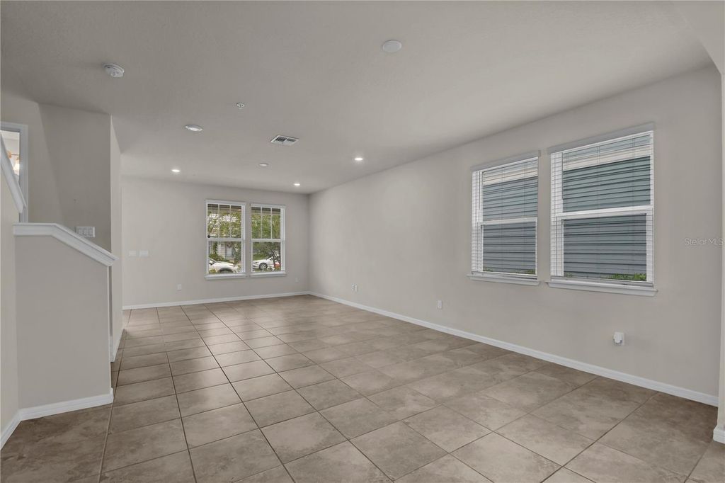 Image 9 of property listing at 14557 ORCHID ISLAND DRIVE, Orlando, FL 32827