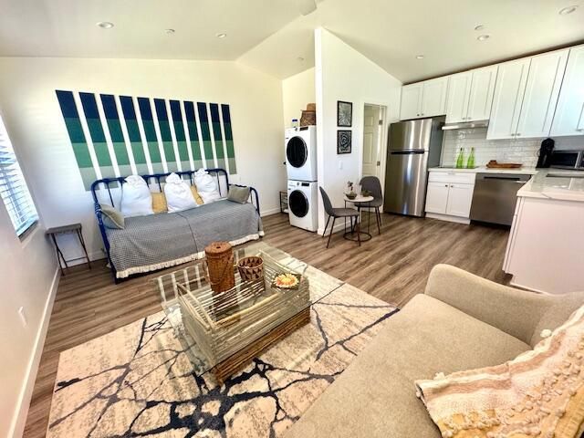 4884 Avenida Del Sol, Joshua Tree, CA 92252