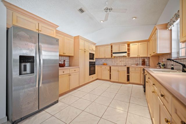 19340 SW 190th Street, Miami, FL 33187