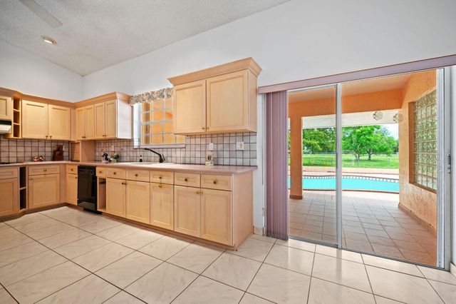 19340 SW 190th Street, Miami, FL 33187