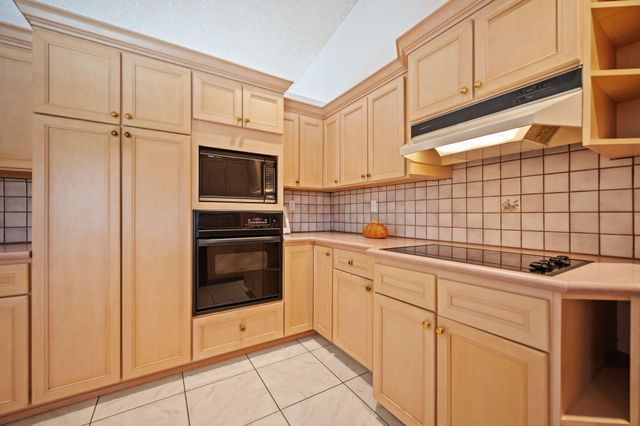 19340 SW 190th Street, Miami, FL 33187