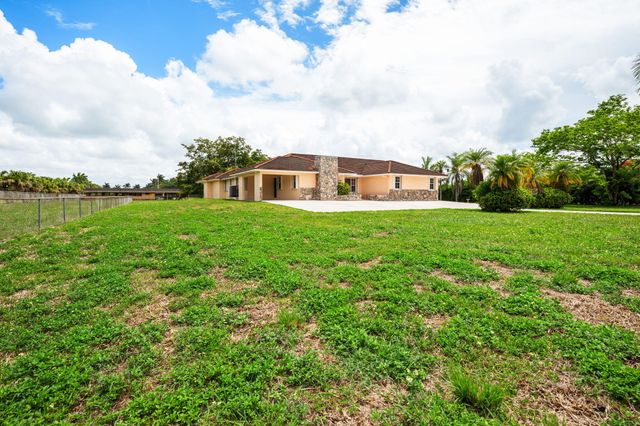 19340 SW 190th Street, Miami, FL 33187