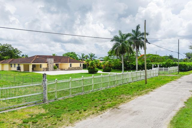 19340 SW 190th Street, Miami, FL 33187