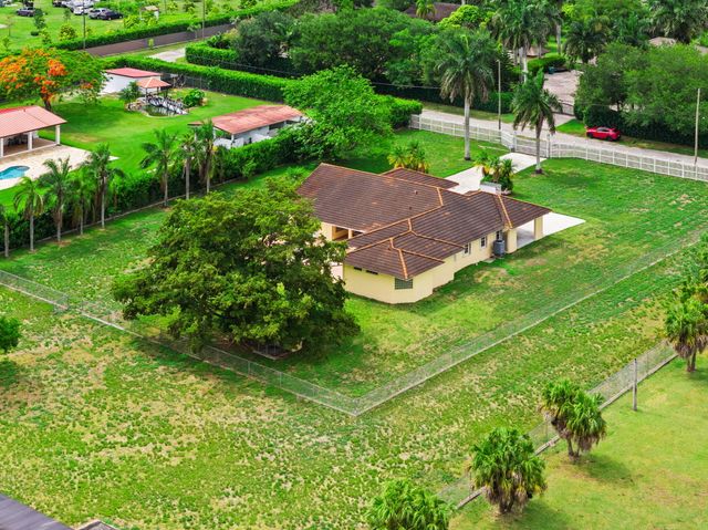 19340 SW 190th Street, Miami, FL 33187