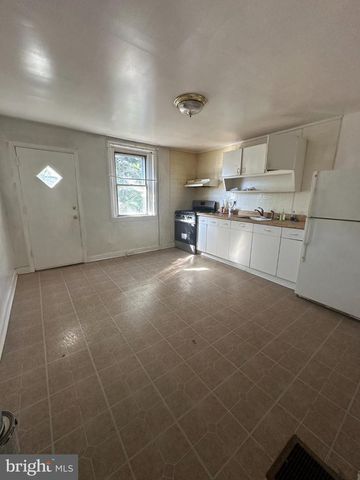 1354 S STANLEY ST, Philadelphia, PA 19146