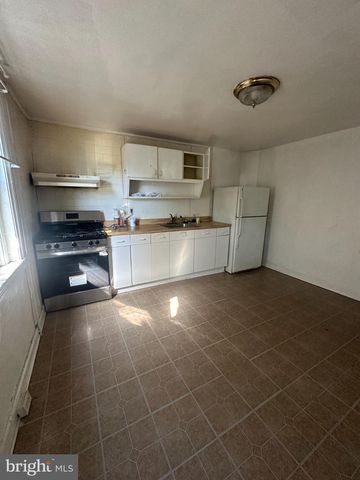 1354 S STANLEY ST, Philadelphia, PA 19146