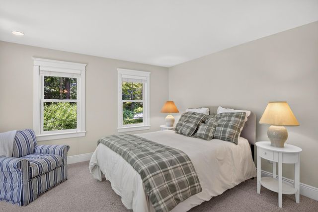 160 Main Street, Wellfleet, MA 02667