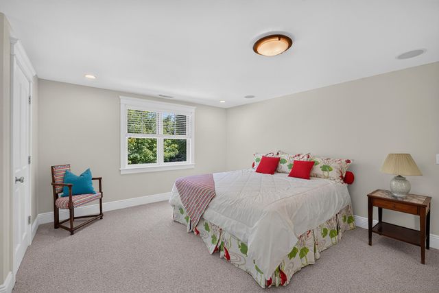 160 Main Street, Wellfleet, MA 02667