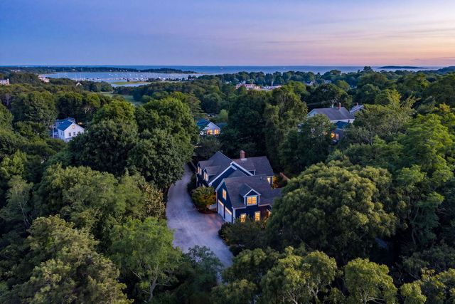 160 Main Street, Wellfleet, MA 02667