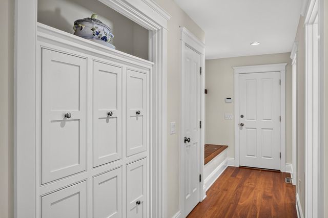 160 Main Street, Wellfleet, MA 02667