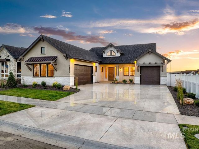 14319 N Goldfinch Ave, Boise, ID 83714