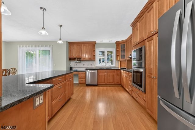 24 Cherryville Stanton Rd, Raritan Twp., NJ 08822