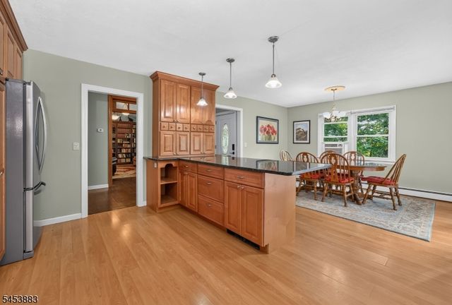 24 Cherryville Stanton Rd, Raritan Twp., NJ 08822