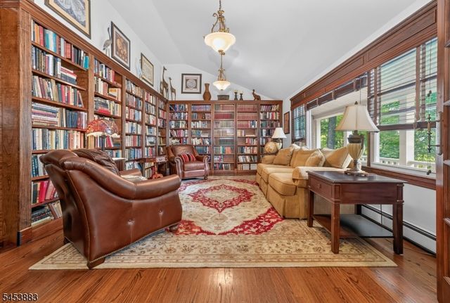 24 Cherryville Stanton Rd, Raritan Twp., NJ 08822