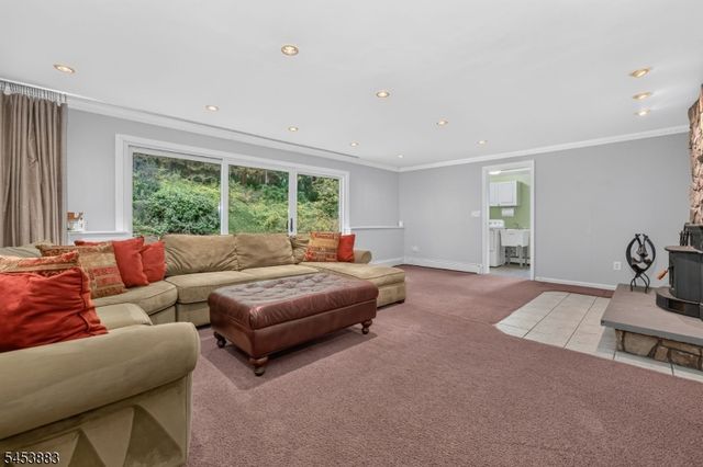 24 Cherryville Stanton Rd, Raritan Twp., NJ 08822