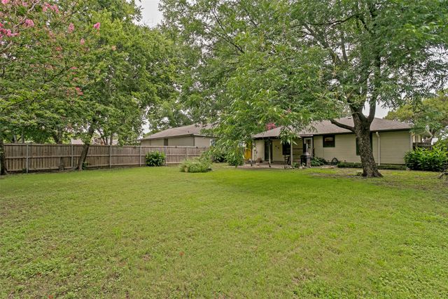 813 Westway Street, Denton, TX 76201