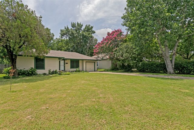 813 Westway Street, Denton, TX 76201