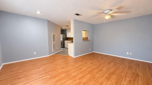 1414 Stanford Street, Houston, TX 77019