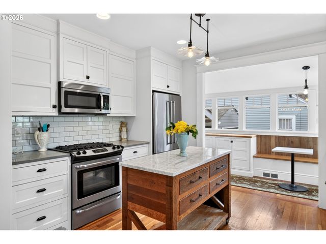 2314 FRANKLIN St, Vancouver, WA 98660