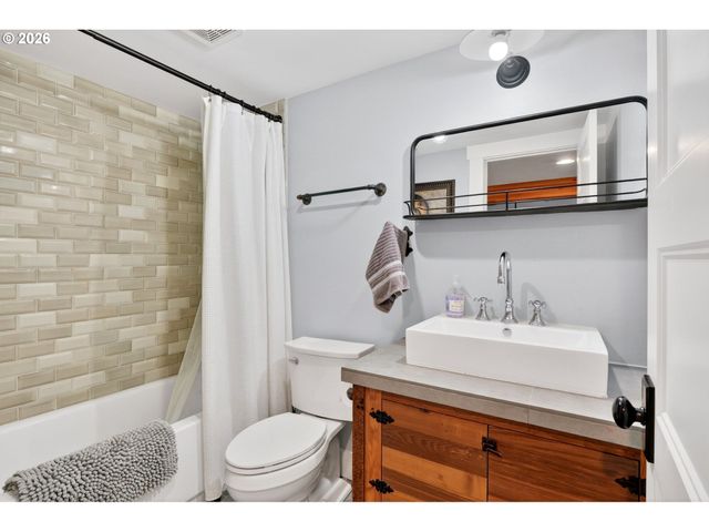 2314 FRANKLIN St, Vancouver, WA 98660