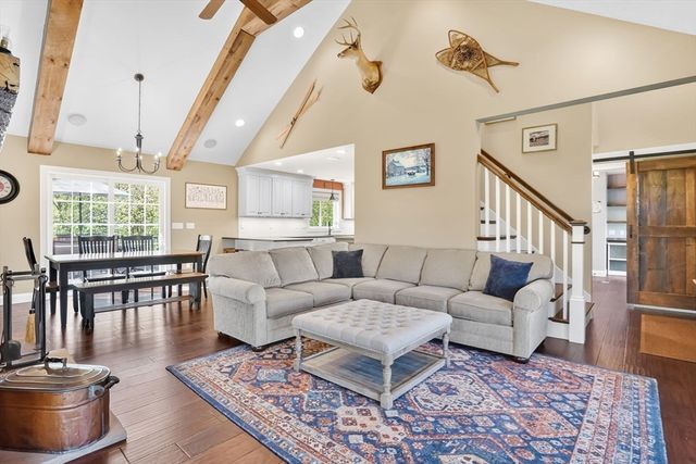109 Booth St, Ludlow, MA 01056