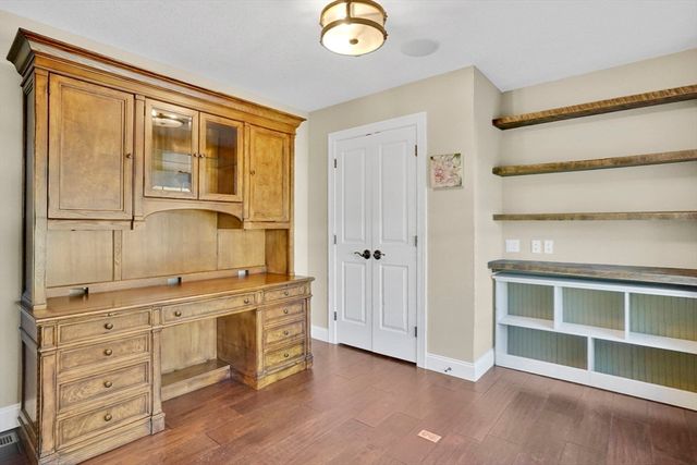 109 Booth St, Ludlow, MA 01056