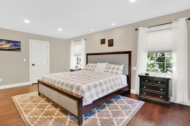 109 Booth St, Ludlow, MA 01056