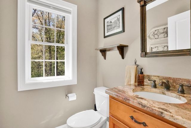 109 Booth St, Ludlow, MA 01056