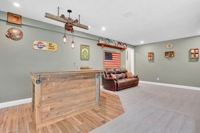 109 Booth St, Ludlow, MA 01056