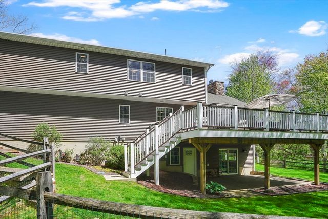 109 Booth St, Ludlow, MA 01056