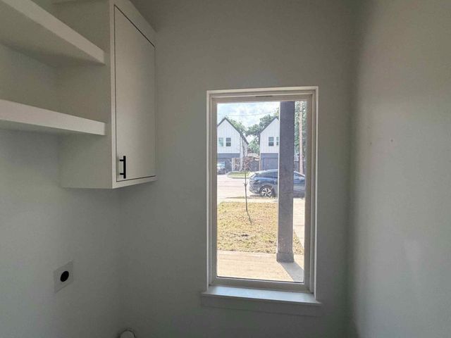 2623 Pennsylvania Avenue, Dallas, TX 75215