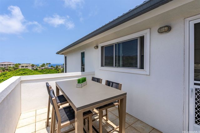 1025 Hanohano Way, Honolulu, HI 96825