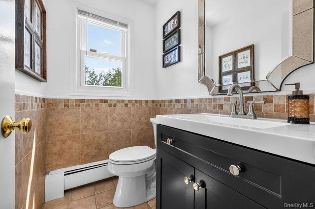 16 Yale Drive, New City, NY 10956