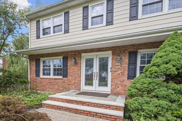 16 Yale Drive, New City, NY 10956
