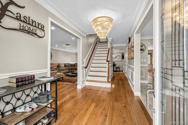 16 Yale Drive, New City, NY 10956