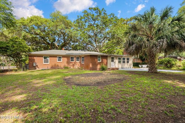 1703 Palmetto Drive, Beaufort, SC 29902