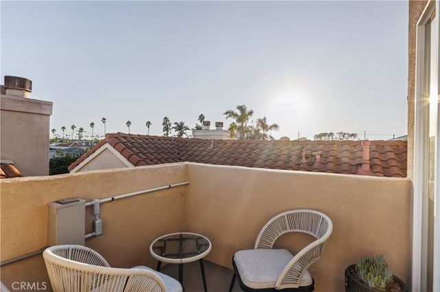 221 Elmira, Huntington Beach, CA 92648