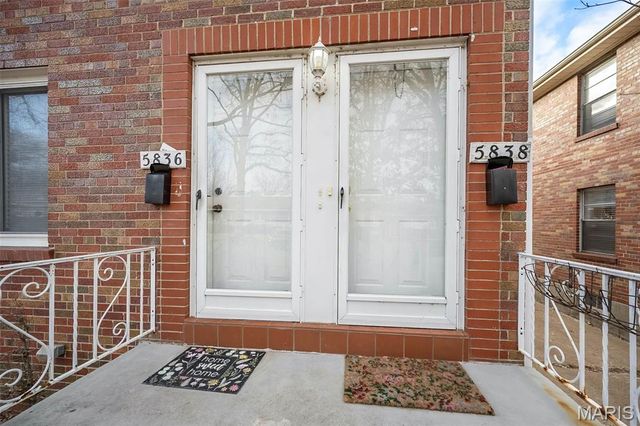 5836 Robert Avenue 38, St Louis, MO 63109