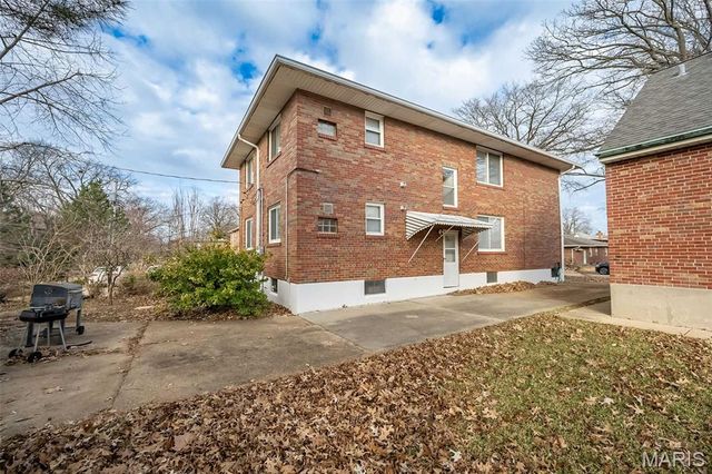 5836 Robert Avenue 38, St Louis, MO 63109