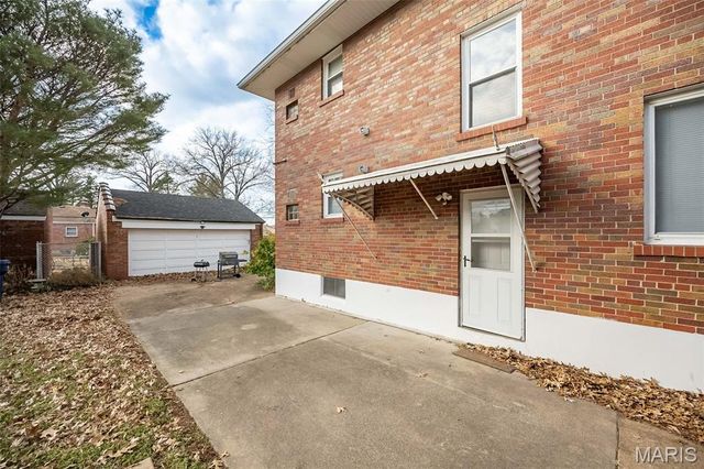 5836 Robert Avenue 38, St Louis, MO 63109