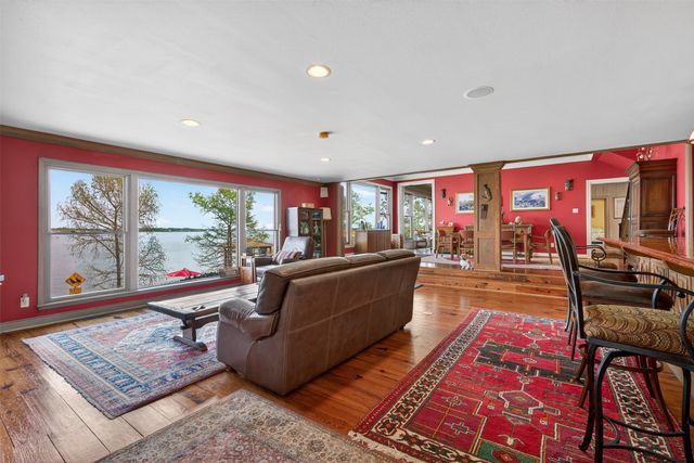 6046 S Lakeshore Drive, Shreveport, LA 71119