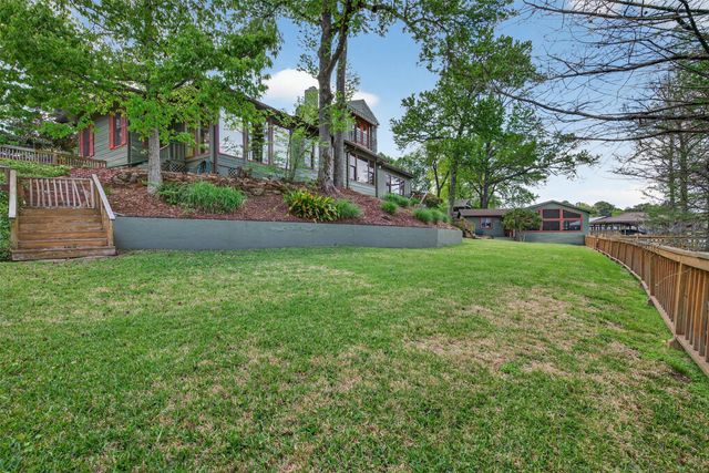 6046 S Lakeshore Drive, Shreveport, LA 71119