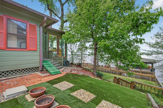 6046 S Lakeshore Drive, Shreveport, LA 71119