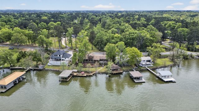 6046 S Lakeshore Drive, Shreveport, LA 71119