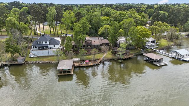 6046 S Lakeshore Drive, Shreveport, LA 71119