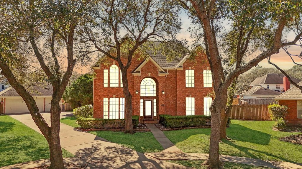 2027 Richland Ct Court, Sugar Land, TX 77478